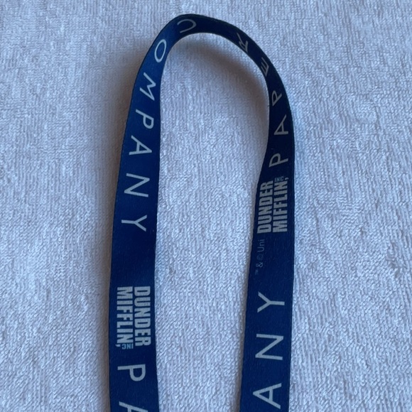 Dunder Mifflin Lanyard THE OFFICE - Picture 3 of 7